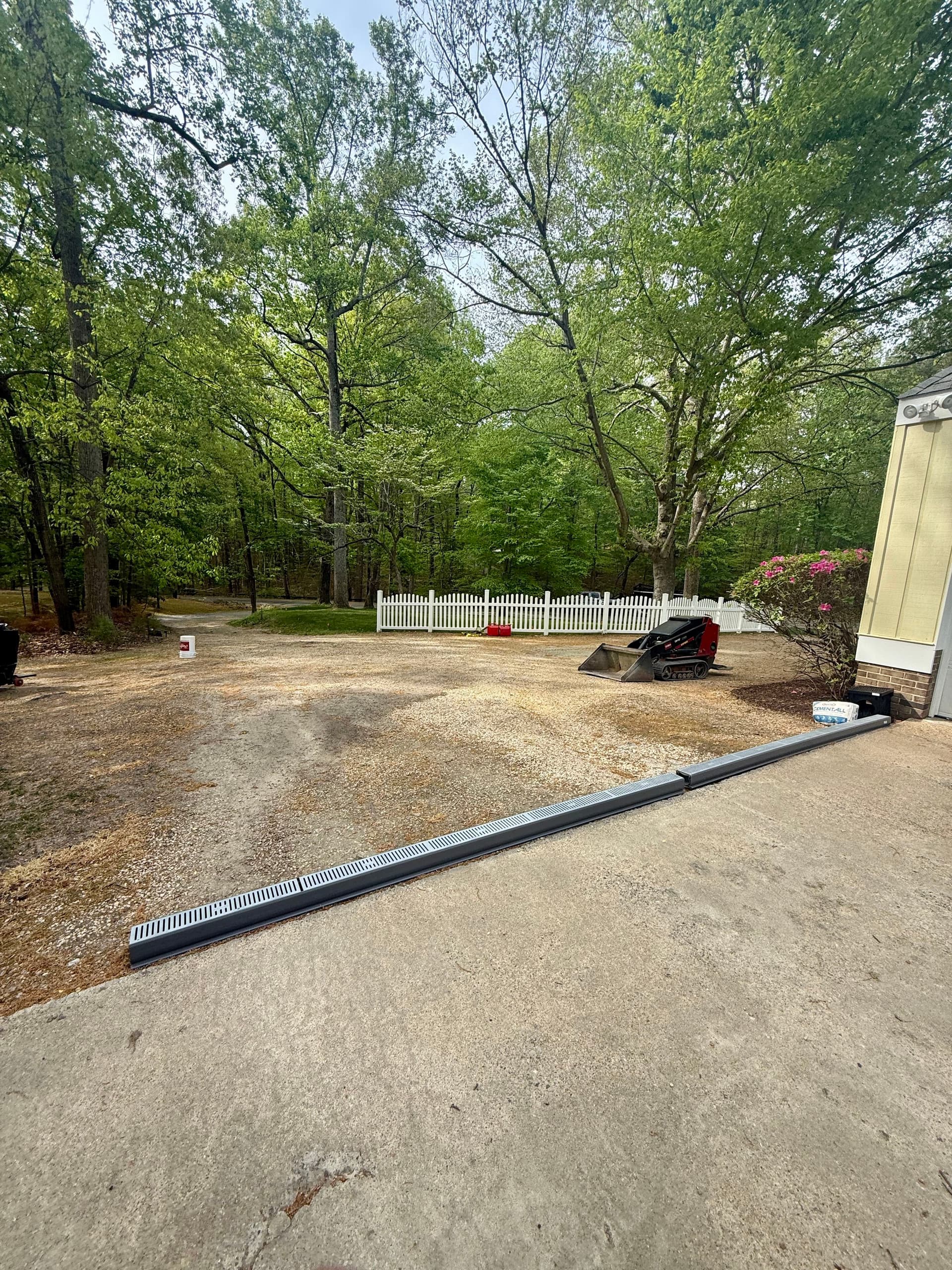 Gallery photos for GeoCell Gravel Driveway with Drainage Installation in Midlothian: Image #3