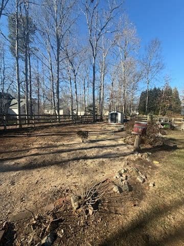 Gallery photos for Backyard Cleanup in Queensmill: Image #1